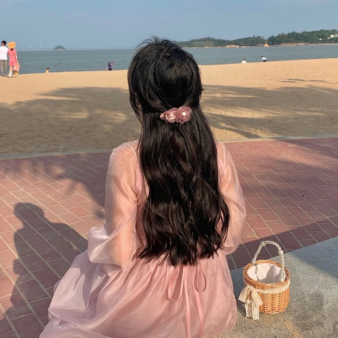 路人女主的养成方法第一季封面